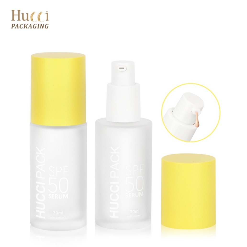 HUCCI 30ml Frosted Glass Pump Bottle Set with Dropper Pump Macro Detail View
