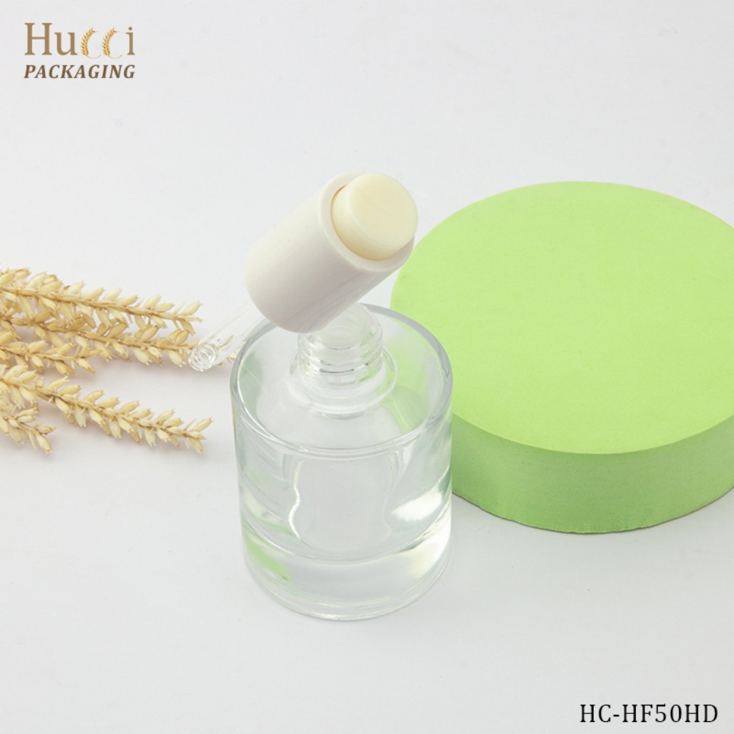 HUCCI 50ml Clear Glass Dropper Bottle with Dropper & PP Plug Green Platform Display}