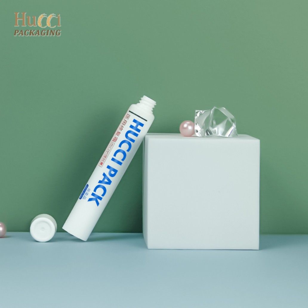 5ml White PE Cosmetic Tube with PP Cap Styled with Ice Cubes, Customized Wholesale Packaging.}